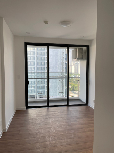  Căn hộ D'Lusso hướng ban công tây nam nội thất cơ bản diện tích 79.1m²