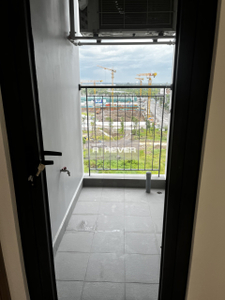  Căn hộ Vinhomes Grand Park hướng ban công đông nam không có nội thất diện tích 64m²