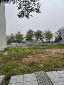 Đất nền mặt tiền đường Nguyễn Xiển diện tích 69.2m2, khu dân cư sầm uất.