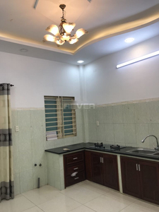 Nhà phố Quận Bình Tân Nhà phố diện tích 4mx 15m, thích hợp để kinh doanh, văn phòng và ở.