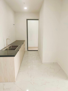  Căn hộ Bcons Garden hướng ban công nam nội thất cơ bản diện tích 55.87m²