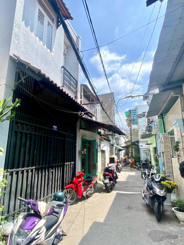 Nhà phố Lê Văn Lương, Tân Kiểng, Quận 7 Nhà phố đường Lê Văn Lương, 1 trệt 1 lầu, sổ hồng riêng