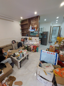 Căn hộ Trần Quang Diệu tầng thấp tiện di chuyển, đầy đủ nội thất.