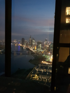 Officetel Vinhomes Golden River, Quận 1 Office-Tel Vinhomes Golden River tầng 38, bàn giao đầy đủ nội thất.