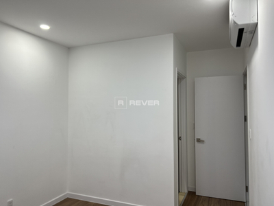 z4464946826046_86676fb63261fa1d6ed08d2678d7d043.jpg Căn hộ D'Lusso nội thất cơ bản diện tích 65m²