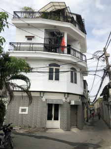 Nhà phố Quận Thủ Đức Nhà mặt tiền đường Số 14 thiết kế 1 trệt, 3 lầu đúc kiên cố.