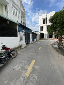  Nhà phố Đường Thạnh Lộc 26 3 tầng diện tích 52.4m² hướng đông nam pháp lý sổ hồng.