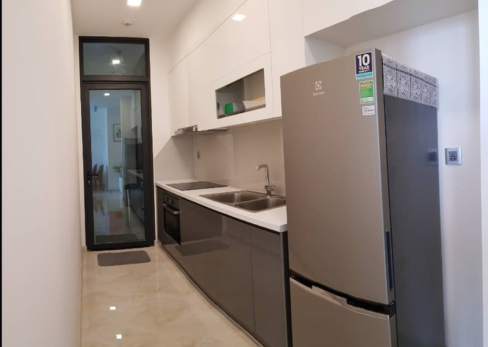 Officetel Vinhomes Golden River, Quận 1 Officetel Vinhomes Golden River tầng 11 diện tích 70m2, đầy đủ nội thất.