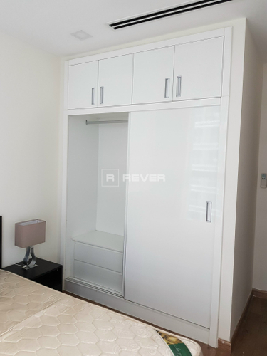  Căn hộ Vinhomes Central Park hướng ban công đông bắc đầy đủ nội thất diện tích 80.3m².