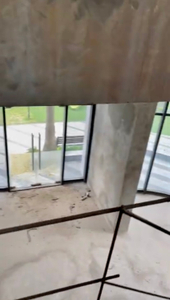  Shophouse Vinhomes Golden River diện tích 127.4m2, nội thất cơ bản.