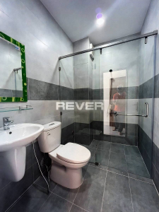 Nhà phố Quận 6 Nhà phố đường Cư xá Phú Lâm D diện tích 68m2, có sổ hồng riêng.