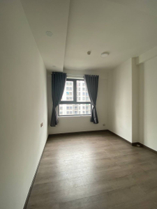 Căn hộ Q7 Boulevard, Quận 7 Căn hộ Q7 Boulevard ban công đón gió và ánh sáng, không có nội thất.