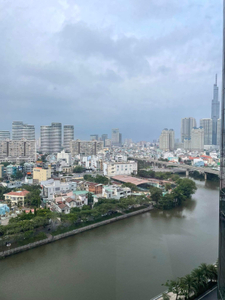 Căn hộ Vinhomes Golden River, Quận 1 Căn hộ Vinhomes Golden River tầng 13 có 1 phòng ngủ, nội thất cơ bản.