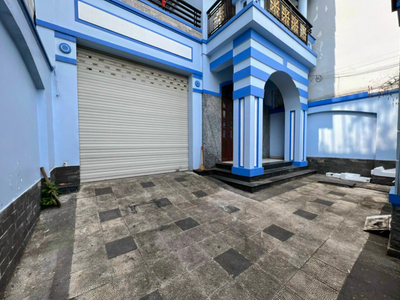 Biệt thự Quận 7 Biệt thự mặt tiền đường Số 1 thiết kế 1 hầm, 1 trệt, 1 lửng, 4 lầu và sân thượng.