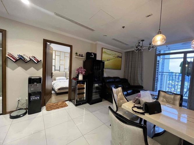 Căn hộ Vinhomes Central Park, Quận Bình Thạnh Căn hộ đầy đủ nội thất Vinhomes Central Park tầng 25, view đón gió mát.