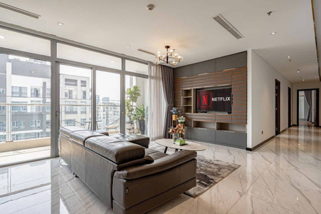 IMG_0692.JPG Cho thuê Penthouse VHCP full nội thất cao cấp 180m2 giá 3500$. LH 0768892255