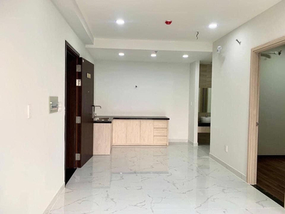  Căn hộ Charm City hướng ban công đông nội thất cơ bản diện tích 49.43m².