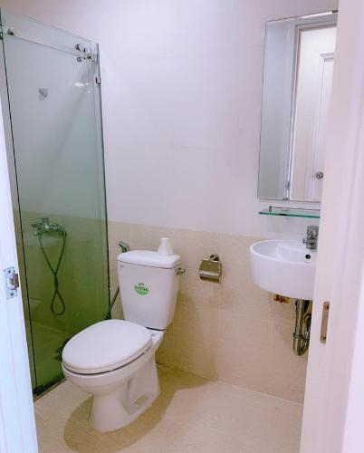 toilet căn hộ City Gate Căn hộ City Gate hướng ban công tây không có nội thất diện tích 79m²