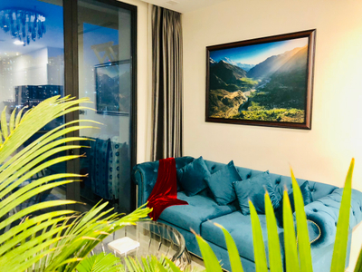  Căn hộ Vinhomes Golden River hướng ban công đông bắc đầy đủ nội thất diện tích 46.8m²