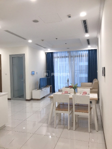  Căn hộ Vinhomes Central Park hướng Tây Nam, diện tích 79.1m²