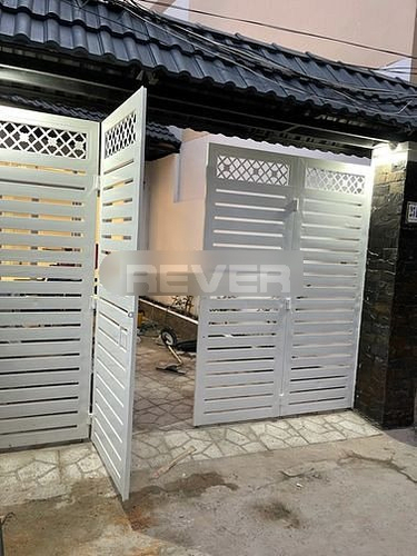 Nhà phố Quận Bình Thạnh Nhà phố diện tích 112m2 nở hậu tài lộc, bàn giao đầy đủ nội thất.