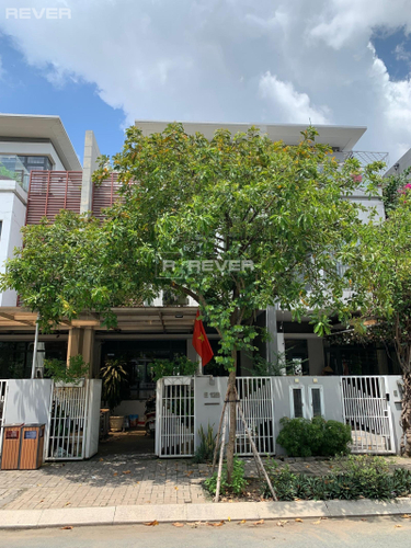  Nhà phố Đường Nguyễn Thị Định 3 tầng diện tích 110m² pháp lý sổ hồng