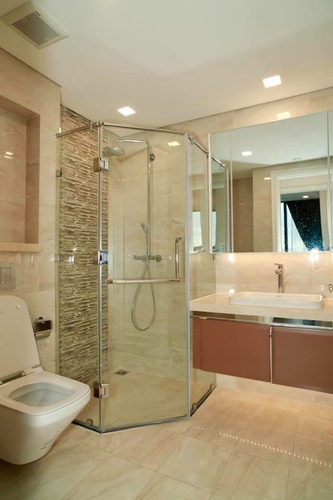 Căn hộ Vinhomes Golden River, Quận 1 Căn hộ cao cấp Vinhomes Golden River tầng 11 view sông tuyệt đẹp.