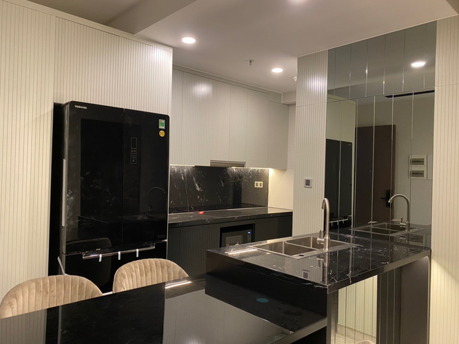  Căn hộ Phú Mỹ Hưng Midtown hướng ban công đông nam đầy đủ nội thất diện tích 80.61m²
