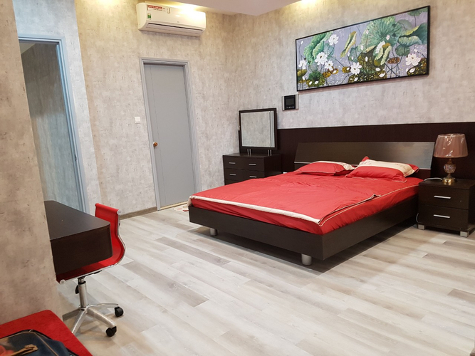 Căn hộ Saigon Pearl, Quận Bình Thạnh Căn hộ Saigon Pearl tầng 22 có 3 phòng ngủ, bàn giao đầy đủ nội thất.