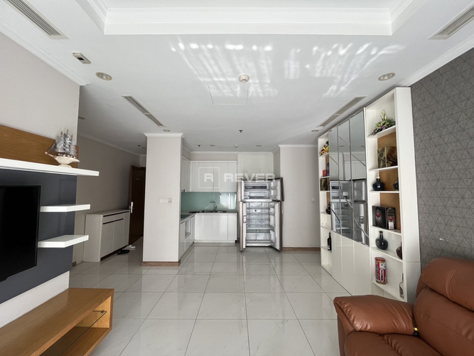  Căn hộ Vinhomes Central Park hướng Đông, diện tích 81.7m²