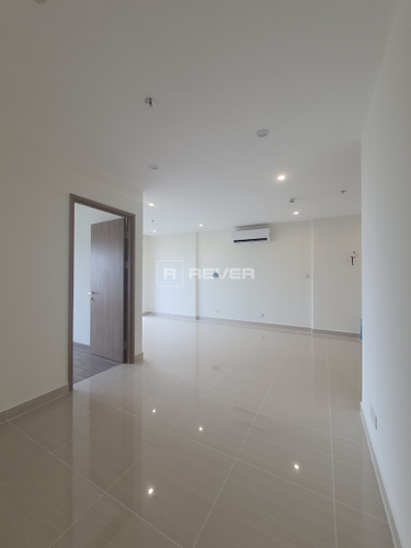  Căn hộ Vinhomes Grand Park hướng ban công nam nội thất cơ bản diện tích 46.7m².