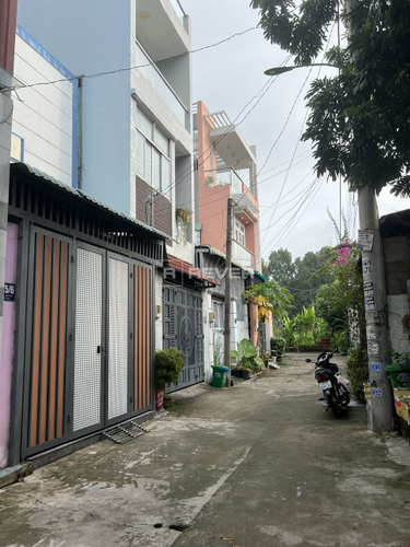  Nhà phố Đường Ụ Ghe 2 tầng diện tích 62.5m² pháp lý sổ hồng