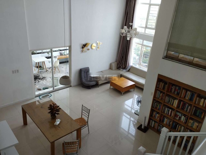 Căn hộ Phú Hoàng Anh, Huyện Nhà Bè Penthouse sân vườn Phú Hoàng Anh 5 phòng ngủ, đầy đủ nội thất.