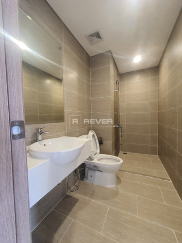  Căn hộ Vinhomes Grand Park hướng ban công nam nội thất cơ bản diện tích 46.7m².