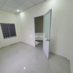 Nhà phố Quận Thủ Đức Nhà phố hẻm nhà thờ Fatima, diện tích 45.3m2 có nội thất cơ bản.