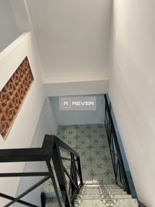 Nhà phố Quận Bình Tân Nhà phố thiết kế 1 trệt, 1 lầu diện tích đất 70.3m2, hẻm xe tải quay đầu.