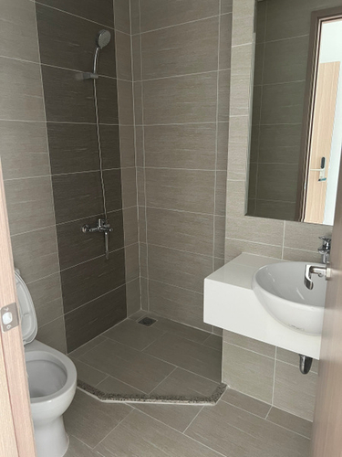  Căn hộ Vinhomes Grand Park hướng ban công đông bắc nội thất cơ bản diện tích 59m²