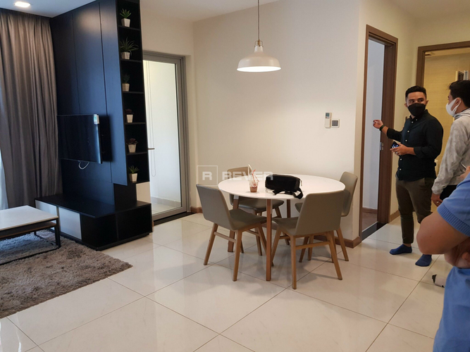  Căn hộ Vinhomes Central Park hướng ban công đông bắc đầy đủ nội thất diện tích 80.3m².