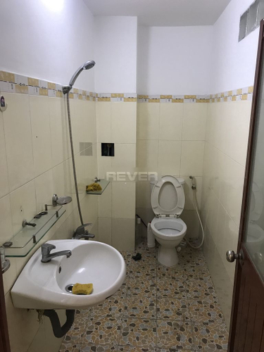 Nhà phố Quận Bình Tân Nhà phố diện tích 4mx 15m, thích hợp để kinh doanh, văn phòng và ở.