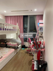  Cần bán căn 3PN Vinhomes Central Park hướng Đông Nam, diện tích 106.1m², view Landmark 81