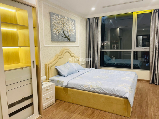 z4283231878029_ec75f29d6beaa5889bab439276f696dd (1).jpg Căn hộ Vinhomes Central Park đầy đủ nội thất diện tích 100.6m²