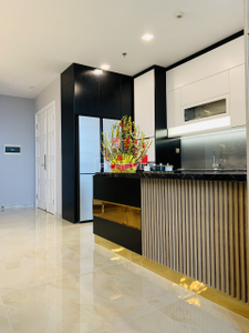  Căn hộ Vinhomes Golden River đầy đủ nội thất diện tích 121.8m²