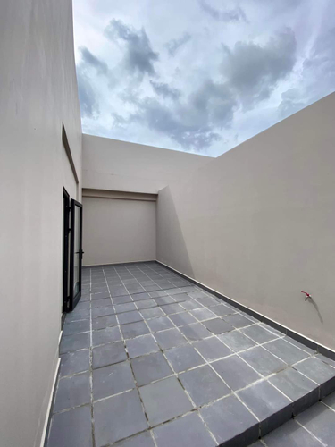  Căn hộ sân vườn Vinhomes Grand Park hướng ban công đông bắc nội thất cơ bản diện tích 69.2m²