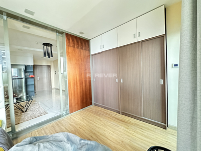 z4532949901169_d94eebe3cb055d68e8c0770be2f3a9fe.jpg Căn hộ Vinhomes Central Park đầy đủ nội thất diện tích 55m²