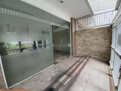 Nhà phố Huyện Nhà Bè Nhà mặt tiền đường số 18 Sadeco Phước Kiểng, diện tích 95m2.