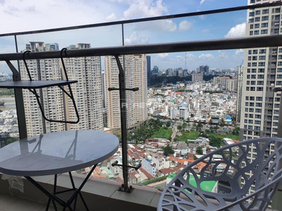  Căn hộ Vinhomes Central Park hướng Tây Nam, diện tích 52.7m²