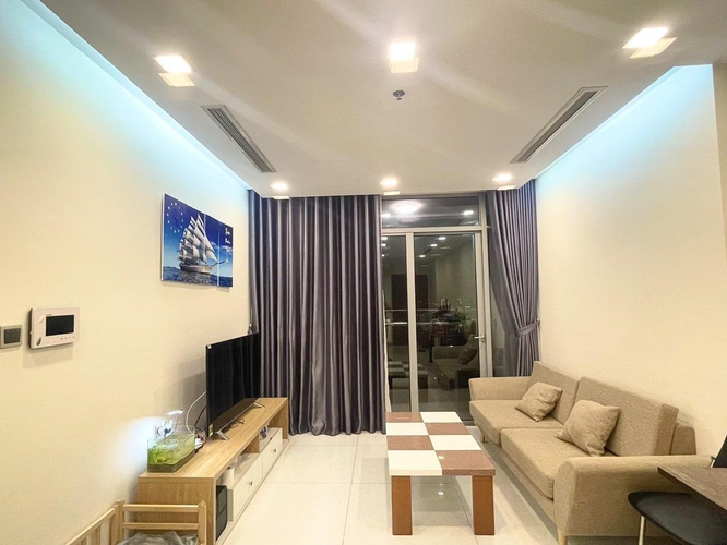 Căn hộ Vinhomes Central Park, Quận Bình Thạnh Căn hộ cao cấp Vinhomes Central Park tầng 34, đầy đủ nội thất sang trọng.