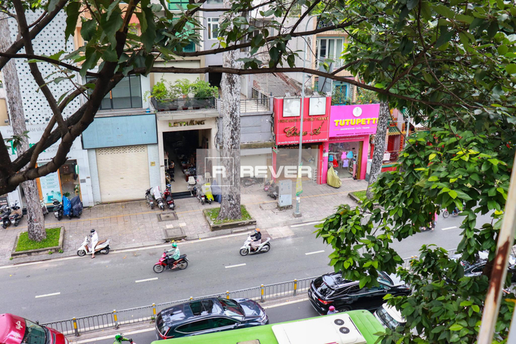  Căn hộ dịch vụ Đường Nguyễn Thị Minh Khai diện tích 60m².