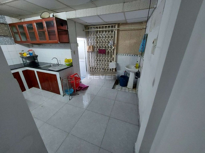 Nhà cấp 4 Quận Bình Tân Nhà cấp 4 diện tích 64.5m2, khu dân cư hiện hữu.