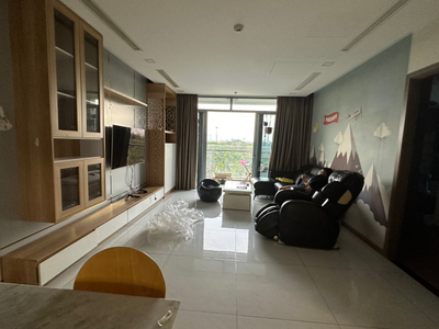  Căn hộ Vinhomes Central Park hướng ban công đông đầy đủ nội thất diện tích 134.3m².